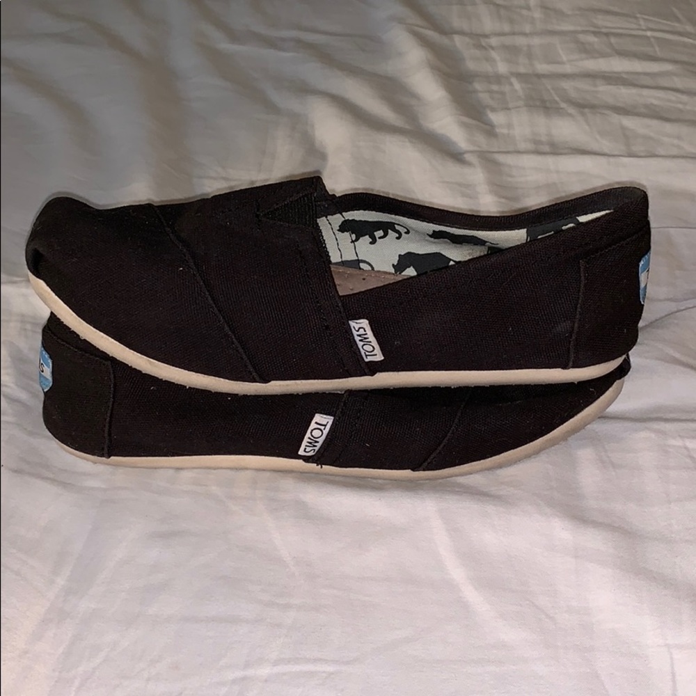 Black Toms